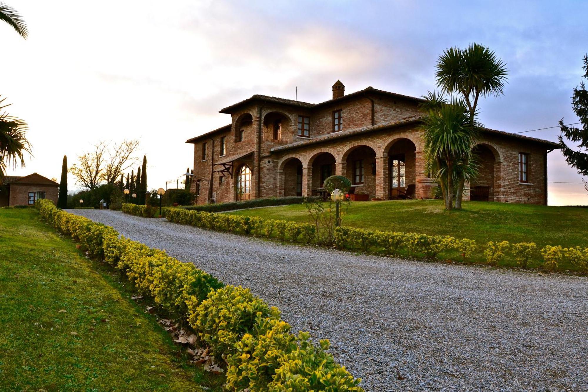 Agriturismo Sanguineto Acquaviva  Eksteriør billede