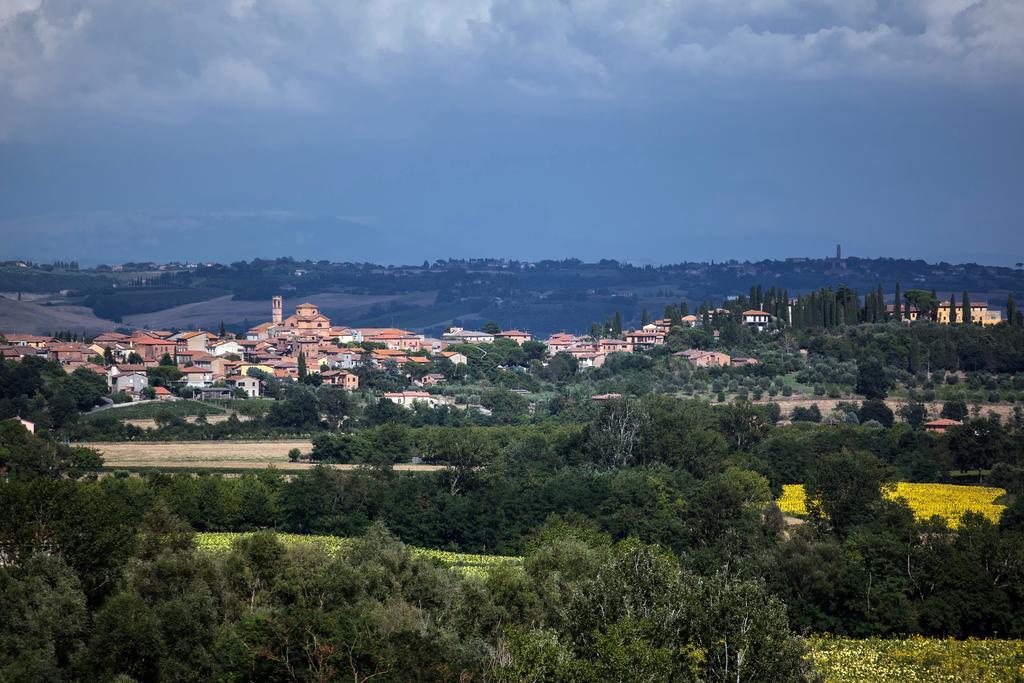Agriturismo Sanguineto Acquaviva  Eksteriør billede