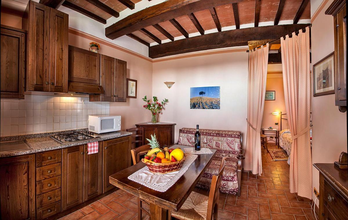 Agriturismo Sanguineto Acquaviva  Eksteriør billede